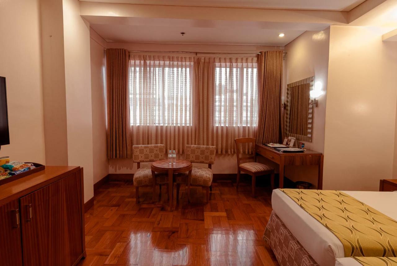 City Garden Suites Manila Eksteriør bilde