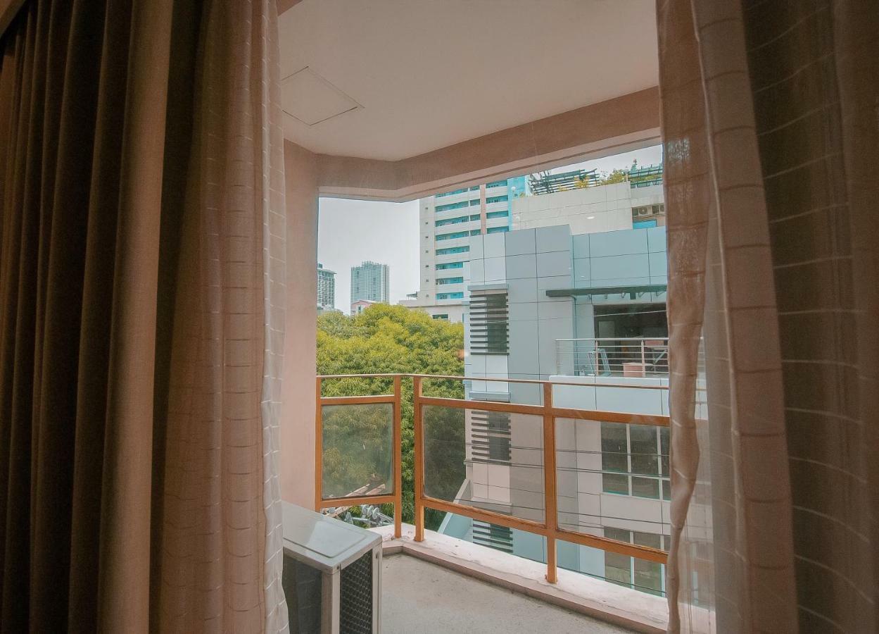 City Garden Suites Manila Eksteriør bilde